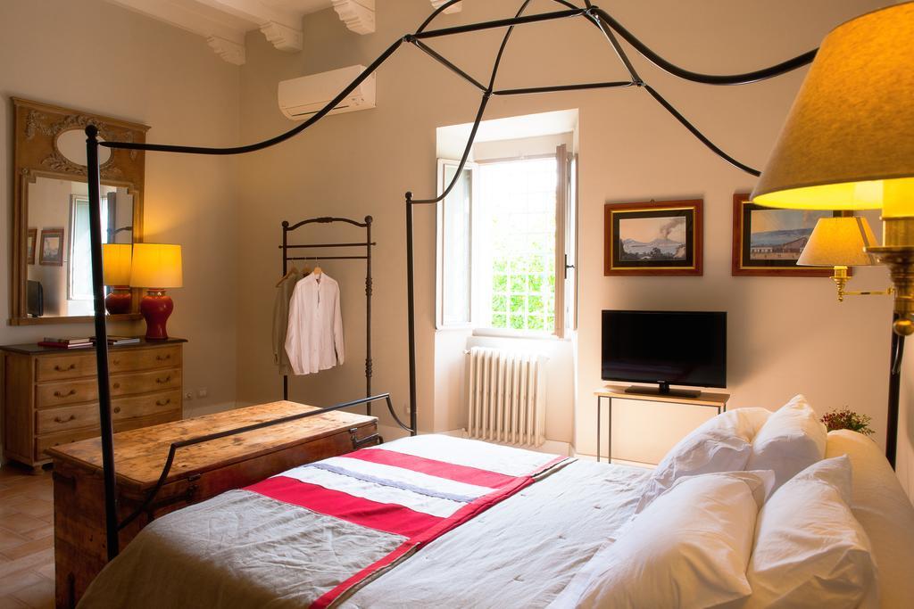 Commenda Ordine Di Malta Hotel Vignanello Room photo